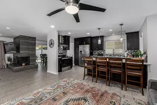 8519 E Rose Ln, Scottsdale, AZ 85250 - Photo 11