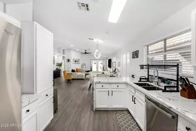 10420 W Reade Avenue, Glendale, AZ 85307 - Photo 17