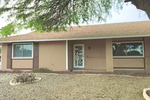 12450 W Tigerseye Dr, Sun City West, AZ 85375 - Photo 11