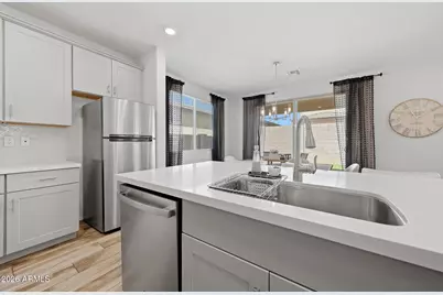 14656 W Valentine Street, Surprise, AZ 85379 - Photo 7