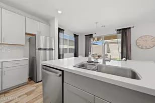 14656 W Valentine St, Surprise, AZ 85379 - Photo 7