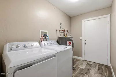 5834 S 42nd Street, Phoenix, AZ 85040 - Photo 15