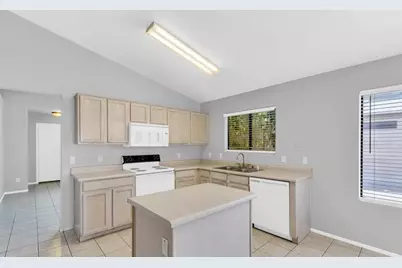 22430 N 21st Street, Phoenix, AZ 85024 - Photo 3