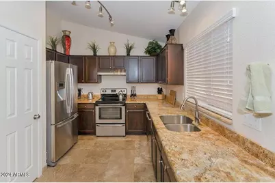 3332 N Sunaire, Mesa, AZ 85215 - Photo 7