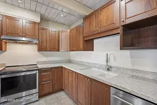 6217 E Avalon Dr, Scottsdale, AZ 85251 - Photo 9