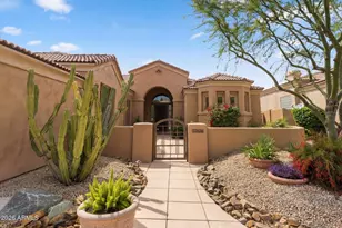 22626 N 54th Way, Phoenix, AZ 85054 - Photo 3