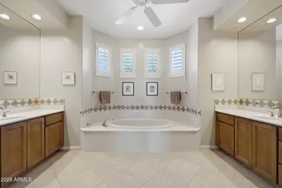 22626 N 54th Way, Phoenix, AZ 85054 - Photo 25