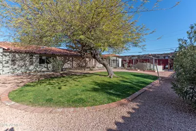 602 E San Juan Avenue, Phoenix, AZ 85012 - Photo 15