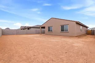 8439 W Saratoga Way, Florence, AZ 85132 - Photo 27