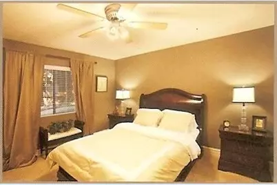 3825 E Camelback Road #Unit 144, Phoenix, AZ 85018 - Photo 5