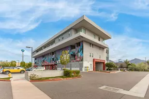 16510 N 92nd St, Scottsdale, AZ 85260 - Photo 1