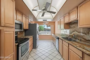 9633 W Campana Dr, Sun City, AZ 85351 - Photo 11