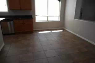 27632 N 89th Ln, Peoria, AZ 85383 - Photo 5