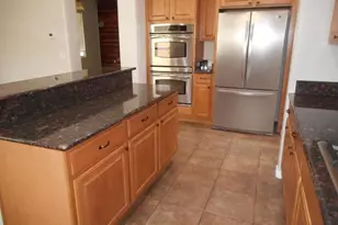 27632 N 89th Ln, Peoria, AZ 85383 - Photo 3