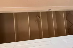 979 E Brentrup Dr, Tempe, AZ 85283 - Photo 15