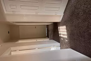 979 E Brentrup Dr, Tempe, AZ 85283 - Photo 11