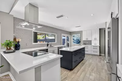 2249 E Mercer Lane, Phoenix, AZ 85028 - Photo 9