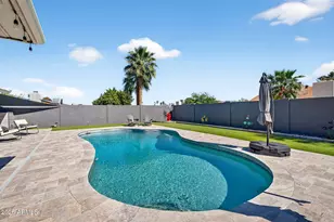 2249 E Mercer Ln, Phoenix, AZ 85028 - Photo 41