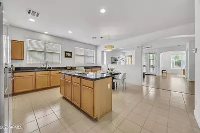 9469 W Runion Drive, Peoria, AZ 85382 - Photo 7