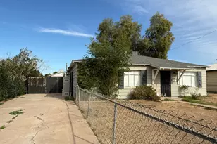 3422 E Taylor St, Phoenix, AZ 85008 - Photo 1