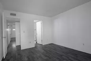 2690 N 43rd Ave, Phoenix, AZ 85009 - Photo 11