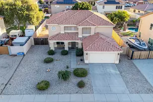 10617 W Daley Ln, Peoria, AZ 85383 - Photo 39