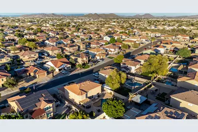 10617 W Daley Lane, Peoria, AZ 85383 - Photo 45