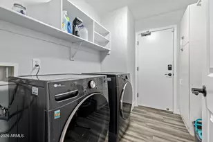 10617 W Daley Ln, Peoria, AZ 85383 - Photo 17