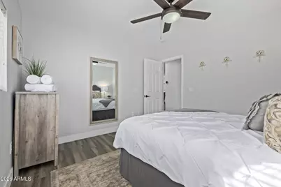 10617 W Daley Lane, Peoria, AZ 85383 - Photo 19