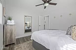 10617 W Daley Ln, Peoria, AZ 85383 - Photo 19