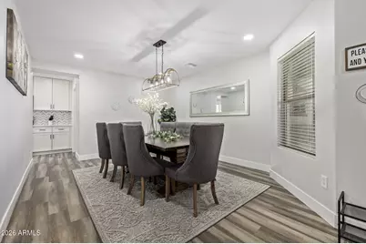 10617 W Daley Lane, Peoria, AZ 85383 - Photo 9