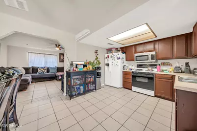 8933 W Roma Avenue, Phoenix, AZ 85037 - Photo 7