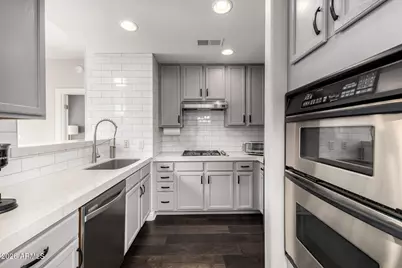 14450 N Thompson Peak Parkway #215, Scottsdale, AZ 85260 - Photo 9