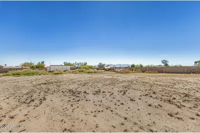 27828 N Black Butte Road, Wittmann, AZ 85361 - Photo 33