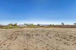 27828 N Black Butte Rd, Wittmann, AZ 85361 - Photo 33