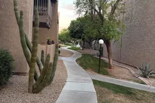 5525 E Thomas Rd, Phoenix, AZ 85018 - Photo 11