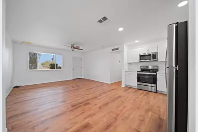 570 Yaqui Drive, Wickenburg, AZ  - Photo 3