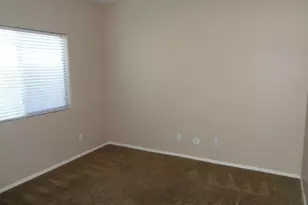 22641 N Gibson Dr, Maricopa, AZ 85139 - Photo 11