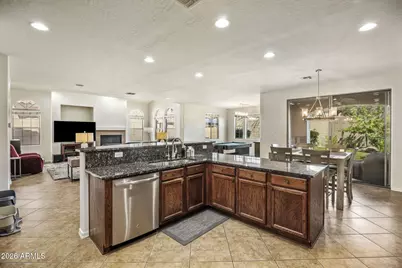 3980 E Robin Lane, Phoenix, AZ 85050 - Photo 5