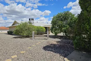 9859 W Emberwood Dr, Sun City, AZ 85351 - Photo 19