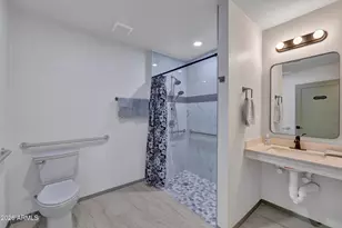 11093 W Frontier Dr, Sun City, AZ 85351 - Photo 7