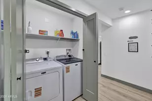 11093 W Frontier Dr, Sun City, AZ 85351 - Photo 15