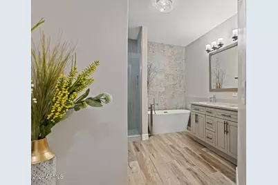 5350 E Deer Valley Drive #1250, Phoenix, AZ 85054 - Photo 3