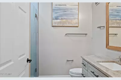 5350 E Deer Valley Drive #1250, Phoenix, AZ 85054 - Photo 11