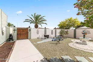 20018 N 124th Dr, Sun City West, AZ 85375 - Photo 9