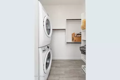 3272 W Peak View Road, Phoenix, AZ 85083 - Photo 29