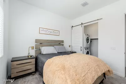3272 W Peak View Road, Phoenix, AZ 85083 - Photo 31