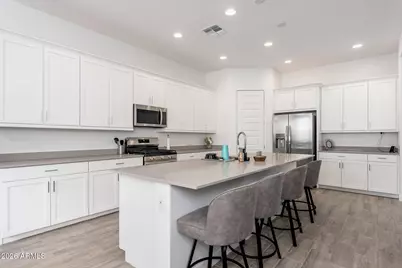 3272 W Peak View Road, Phoenix, AZ 85083 - Photo 7