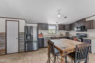 28433 N Joliet Pl, Queen Creek, AZ 85142 - Photo 11