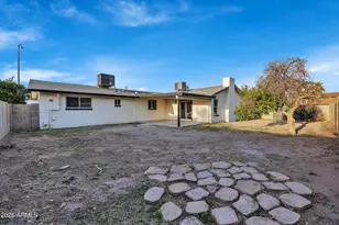 1033 W Rio Salado Pkwy, Mesa, AZ 85201 - Photo 33